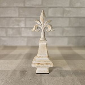 Cast Iron Fleur De Lis Finial Garden Statue White Shabby Chic Rustic Decor 8"